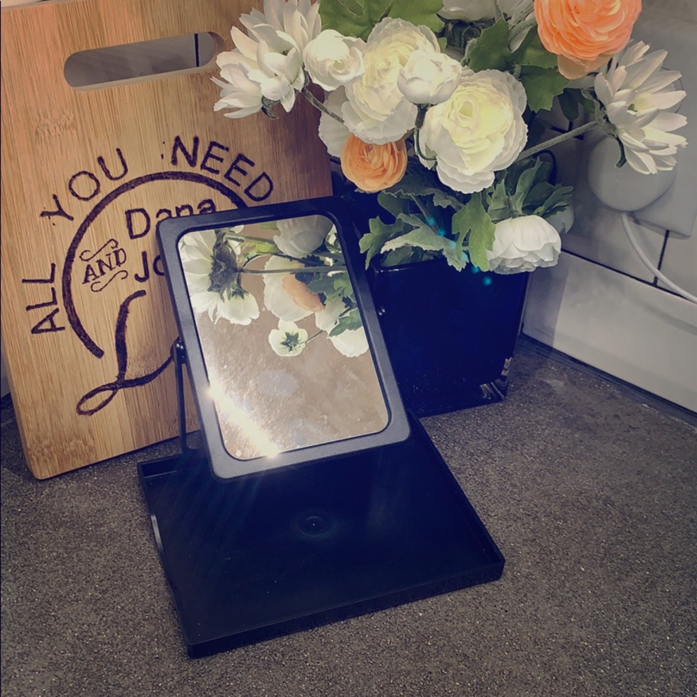 Mary Kay travel mirror
